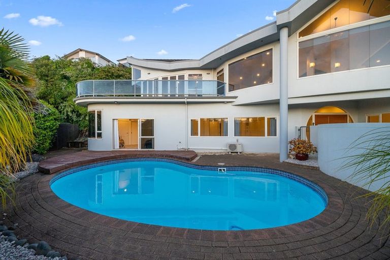 Photo of property in 39 Argo Drive, Half Moon Bay, Auckland, 2012