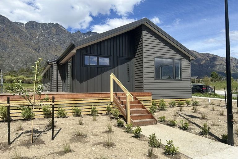 Photo of property in 47 Forage Road, Jacks Point, 9371