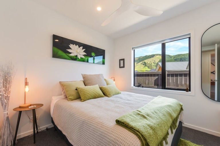 Photo of property in 17 Huntaway Close, Stoke, Nelson, 7011