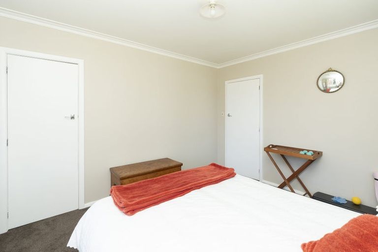 Photo of property in 83 Montgomery Crescent, Bader, Hamilton, 3206