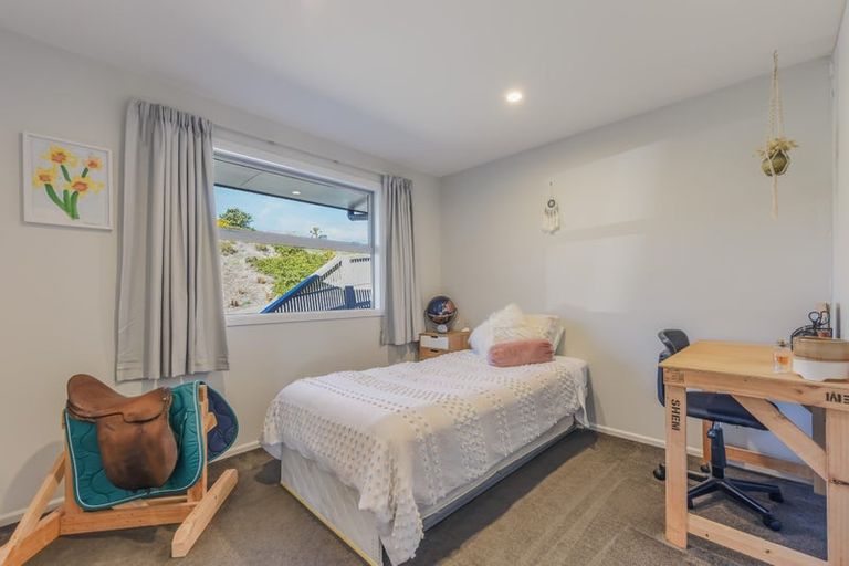 Photo of property in 26 Katania Heights, Brightwater, 7022