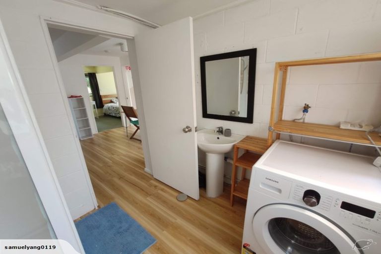 Photo of property in 18 King Richard Place, Browns Bay, Auckland, 0630