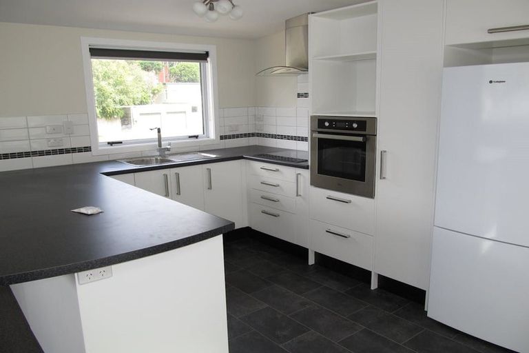 Photo of property in 16c Lincoln Avenue, Tawa, Wellington, 5028