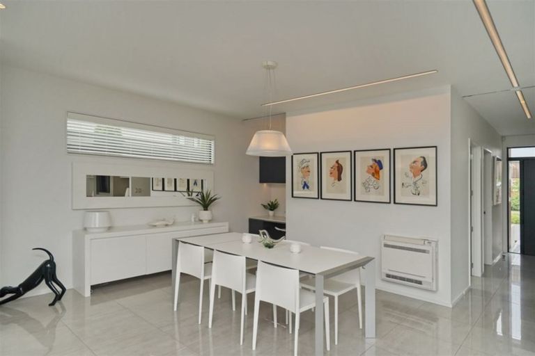 Photo of property in 89 Jeffreys Road, Fendalton, Christchurch, 8052