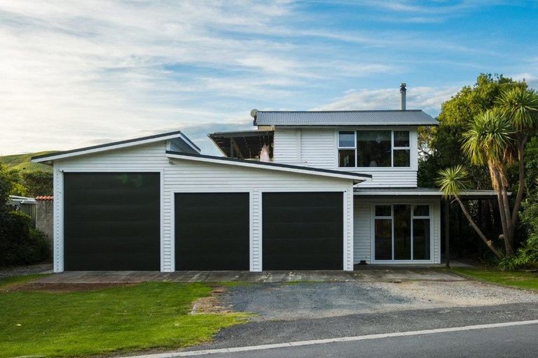 Photo of property in 21 Lloyd George Road, Wainui, Gisborne, 4010