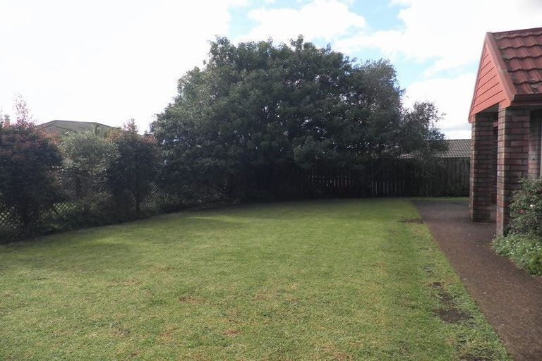 Photo of property in 12 Mountain Beech Rise, Albany, Auckland, 0632