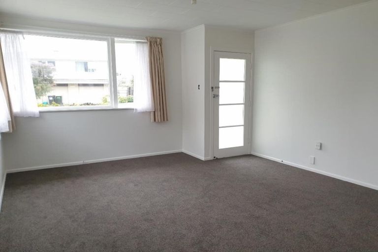 Photo of property in 9a Helvetia Grove, Naenae, Lower Hutt, 5011