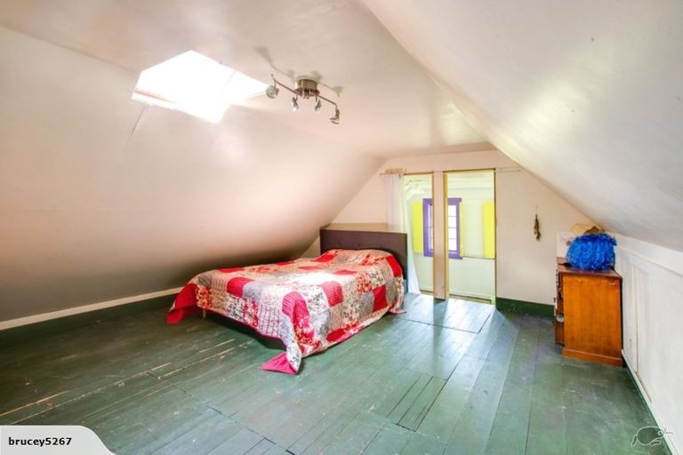 Photo of property in 2269 State Highway 2, Te Hauke, Hastings, 4178