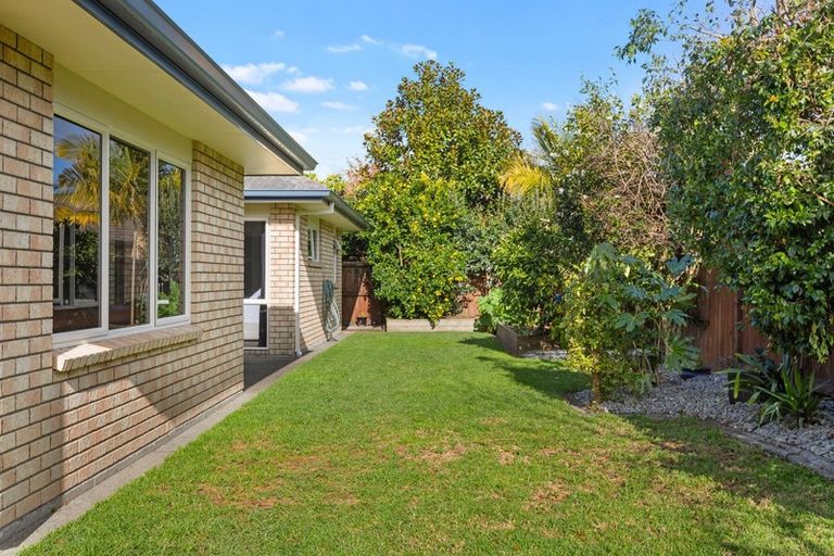 Photo of property in 25 Glenmonarch Place, Pyes Pa, Tauranga, 3112