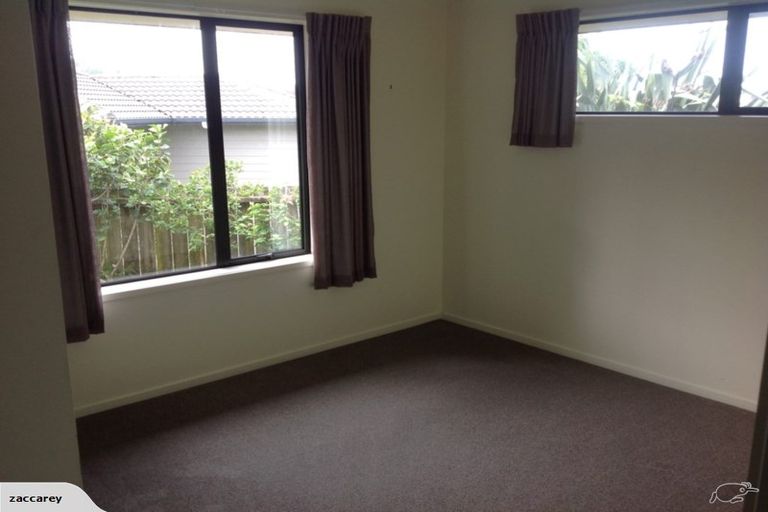 Photo of property in 10 Governor Grey Road, Snells Beach, 0920