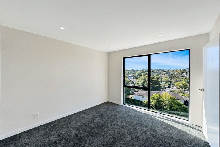 Photo of property in 9/28 Ludlow Terrace, Totara Vale, Auckland, 0627
