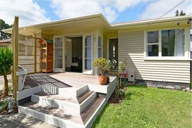 Photo of property in 62 Southsea Crescent, Silverdale, Hamilton, 3216