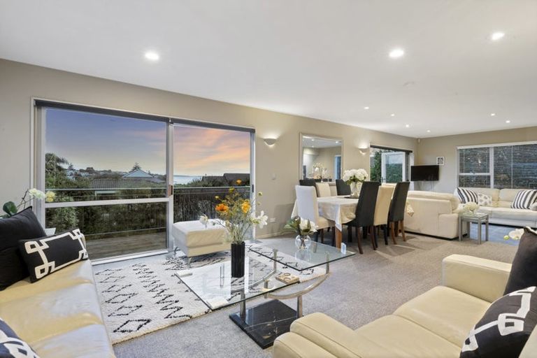 Photo of property in 1/395 Beach Road, Mairangi Bay, Auckland, 0630