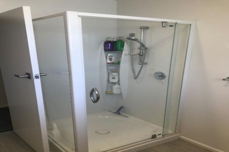 Photo of property in 2/171 Hills Road, Edgeware, Christchurch, 8013