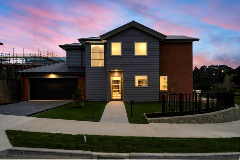 Photo of property in 33 Barrel Crescent, Swanson, Auckland, 0614