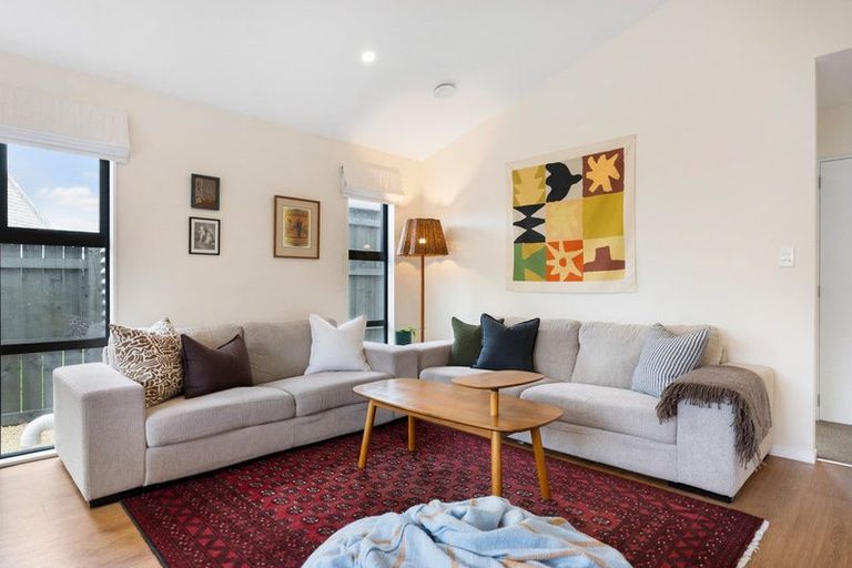 Photo of property in 6a Rudyard Crescent, Johnsonville, Wellington, 6037