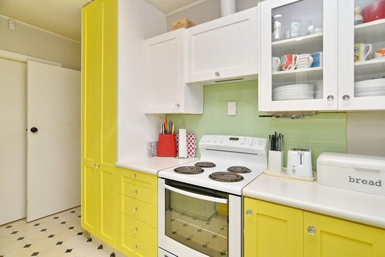 Photo of property in 17 Uxbridge Street, Northcote, Christchurch, 8052