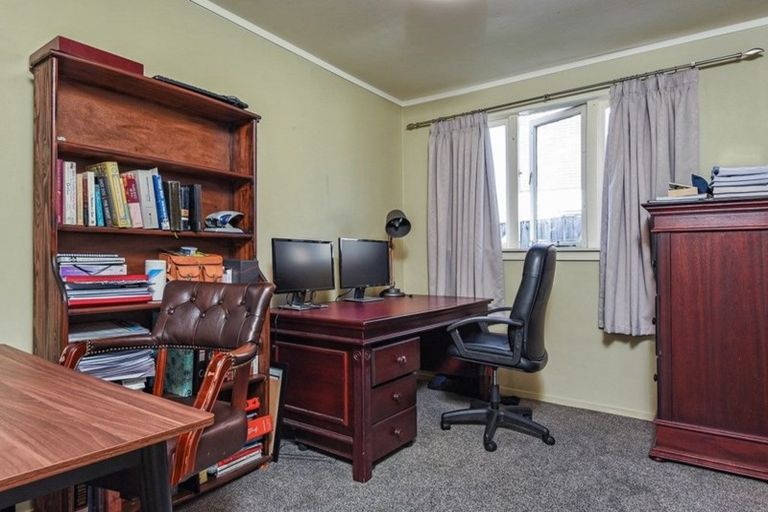 Photo of property in 6 Counsel Terrace, Mount Albert, Auckland, 1025