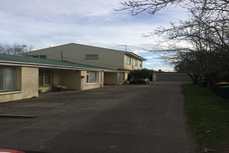 Photo of property in 2/33 Champion Street, Edgeware, Christchurch, 8013