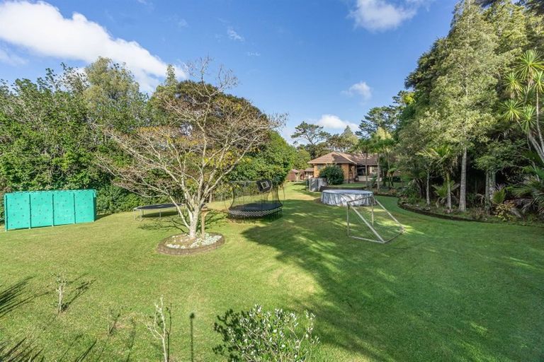 Photo of property in 34 Kereru Grove, Greenhithe, Auckland, 0632