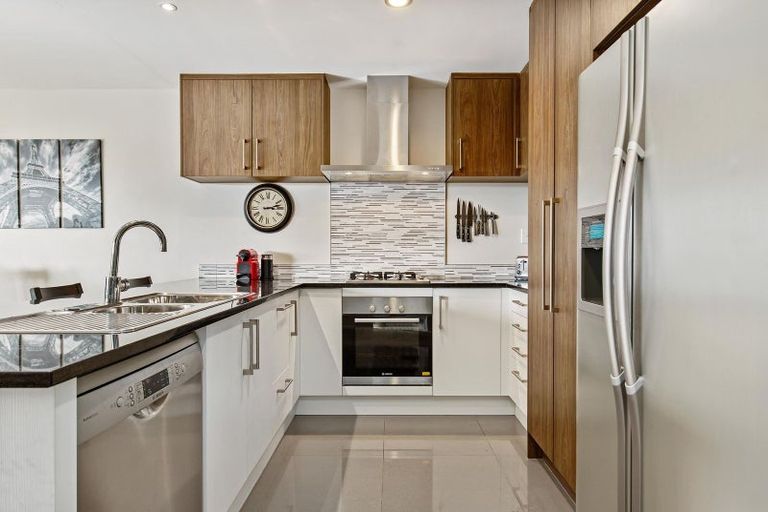 Photo of property in 235c Porchester Road, Takanini, 2112