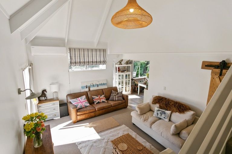 Photo of property in 50b Williams Street, Cambridge, 3434