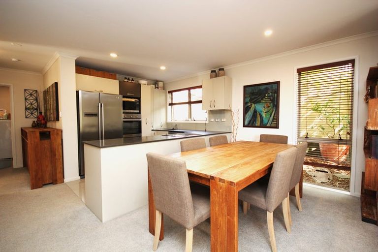 Photo of property in 17 West Hoe Heights, Orewa, 0931