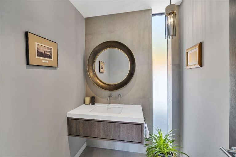 Photo of property in 20 Kiteroa Place, Cashmere, Christchurch, 8022