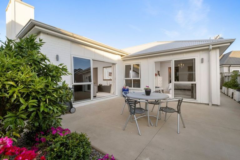 Photo of property in 6 Pebble Beach Way, Papamoa Beach, Papamoa, 3118