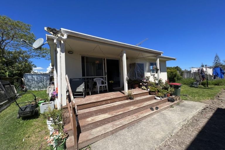 Photo of property in 14 Laureston Avenue, Papatoetoe, Auckland, 2025