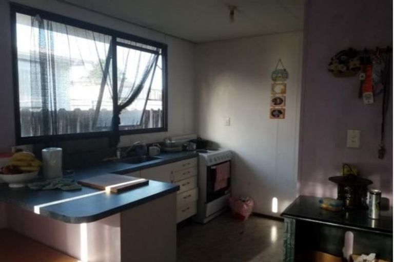 Photo of property in 1/15 Starforth Place, Henderson, Auckland, 0612