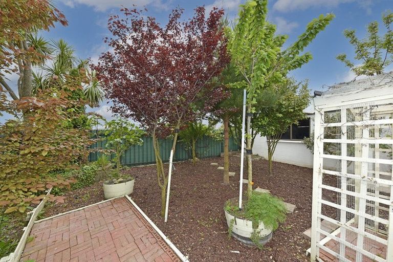 Photo of property in 21 White Street, Rangiora, 7400