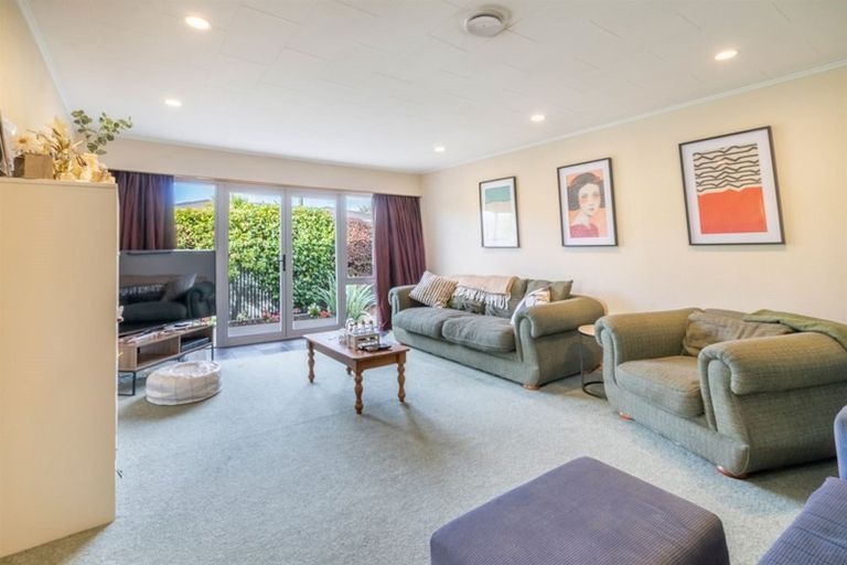 Photo of property in 1 Clyde Street, Gore, 9710