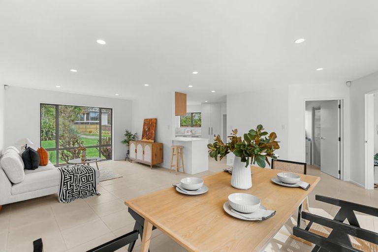 Photo of property in 15 Parkham Drive, Burnside, Christchurch, 8053