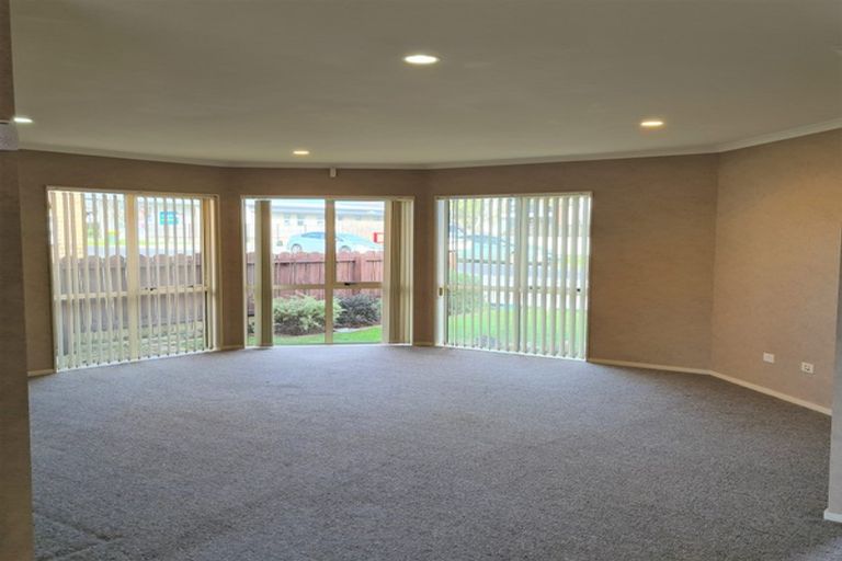 Photo of property in 13 Albert Street, Pukekohe, 2120