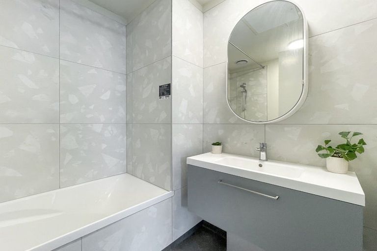Photo of property in Vela Apartments, 7/2g Campbell Terrace, Petone, Lower Hutt, 5012