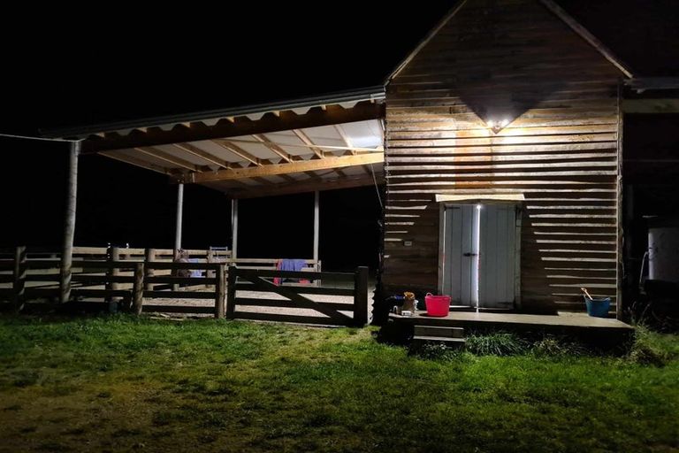 Photo of property in 42 Pigeon Valley Road, Wakefield, 7025