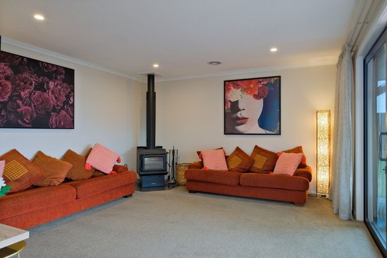 Photo of property in 69 Owhiro Avenue, Mosgiel, 9024