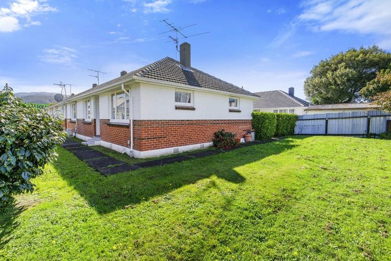 Photo of property in 2/756 Fergusson Drive, Elderslea, Upper Hutt, 5018