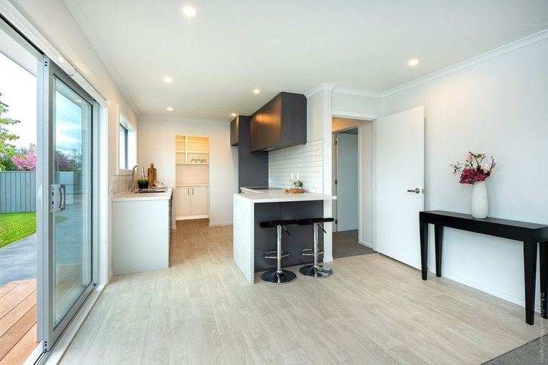 Photo of property in 86 Englefield Road, Northwood, Christchurch, 8051