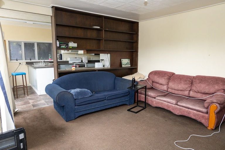 Photo of property in 5 Cosy Dell Road, North Dunedin, Dunedin, 9016