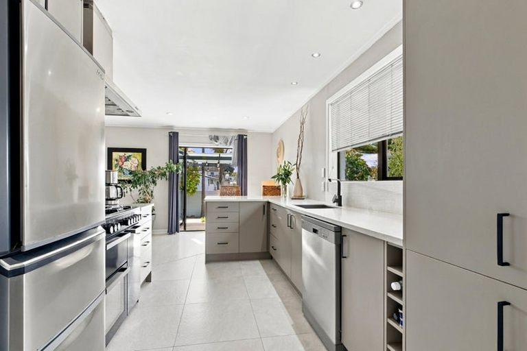 Photo of property in 132a Dickson Road, Papamoa Beach, Papamoa, 3118