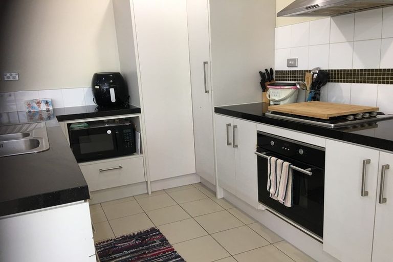 Photo of property in 71 Bruce Pulman Drive, Takanini, 2112