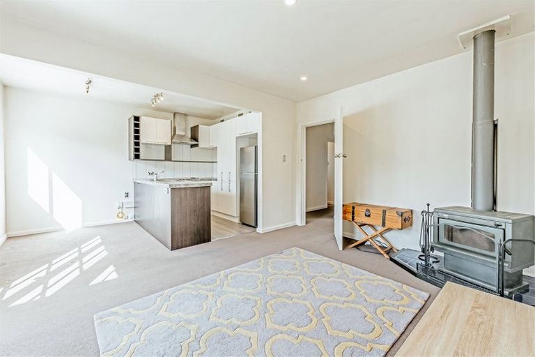 Photo of property in 21 Dinton Street, Russley, Christchurch, 8042