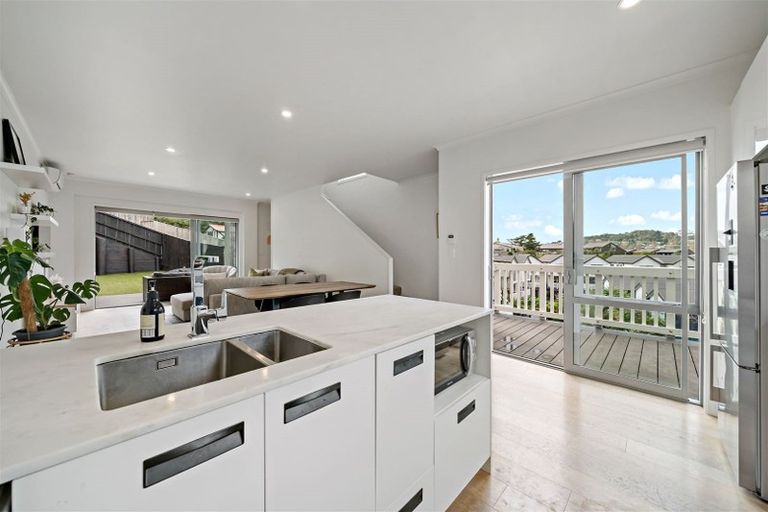 Photo of property in 1/27 Powell Street, Avondale, Auckland, 1026