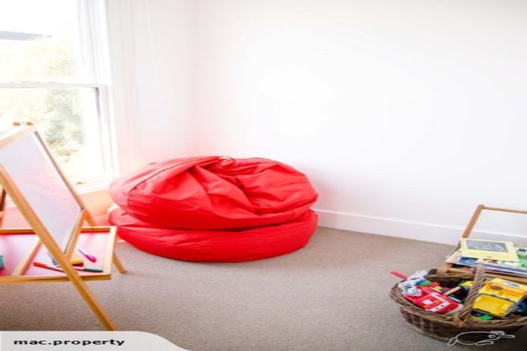 Photo of property in 913 Colombo Street, Christchurch Central, Christchurch, 8013