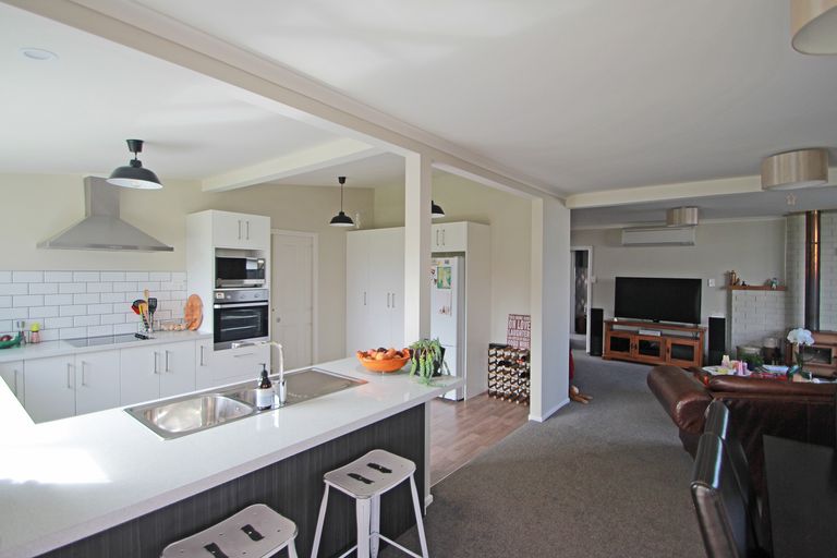 Photo of property in 10 Tweed Street, South Hill, Oamaru, 9400