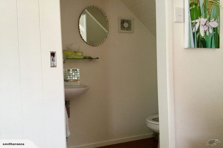 Photo of property in 27 Hastings Parade, Devonport, Auckland, 0624