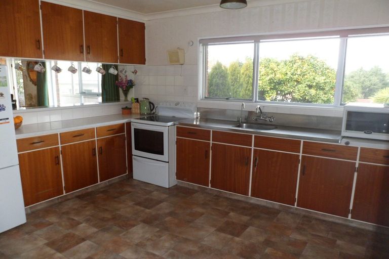 Photo of property in 19a Tarata Street, Matua, Tauranga, 3110