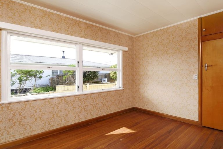 Photo of property in 1/7 Tennyson Crescent, Stoke, Nelson, 7011